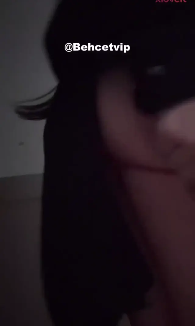 Alara — Alara ifşa Özel attığı nude videolar · sahne 2