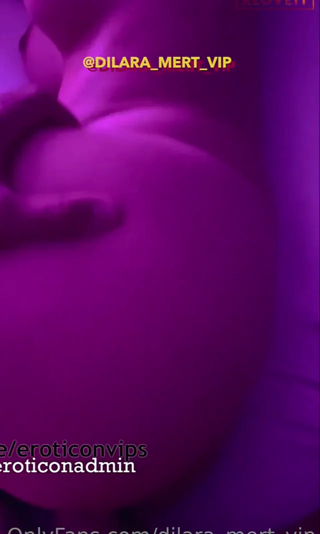 Amatör Porno Dilara Mert çiftinden sikiş seyret — Dilara Mert VIP — Amatör Porno · sahne 3