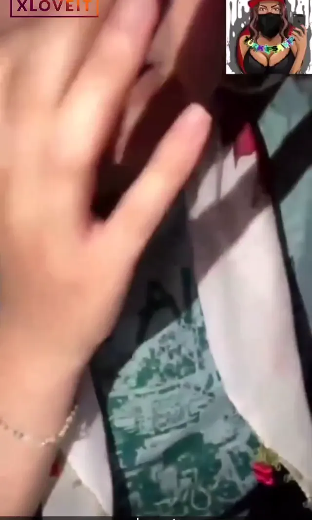 Anne babası uyuyunca balkona çıkıp açıyor Türbanlı orospu — Türk ifşa · sahne 3