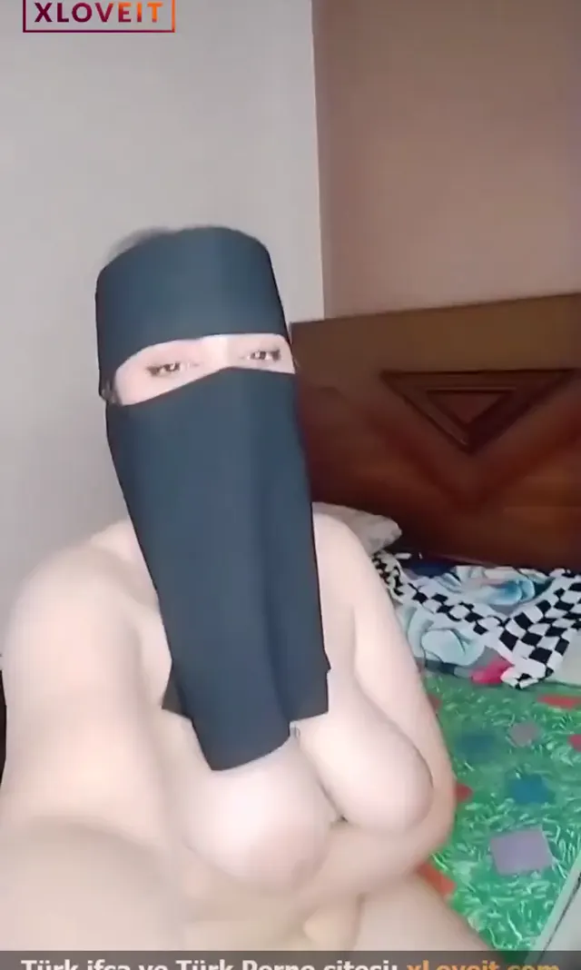 Arap lez ifşa amcık yalama — Amatör Porno · sahne 2
