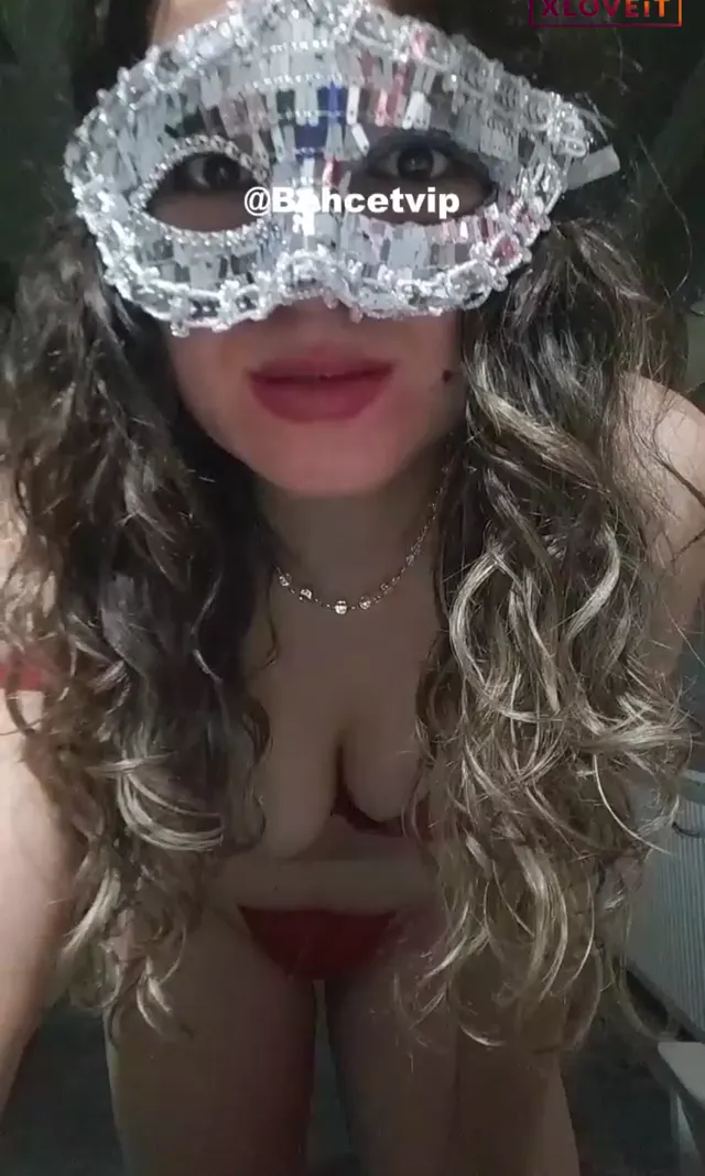 Ateşli Deren ifşa Uzun nude yayınını seyret — Canlı Yayınlar · sahne 3