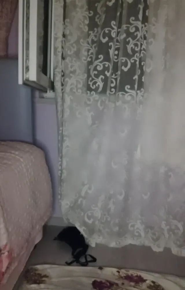 Baldız ifşa Türbanlı sexy hatunun canlı yayını — Bedava Porno · sahne 1