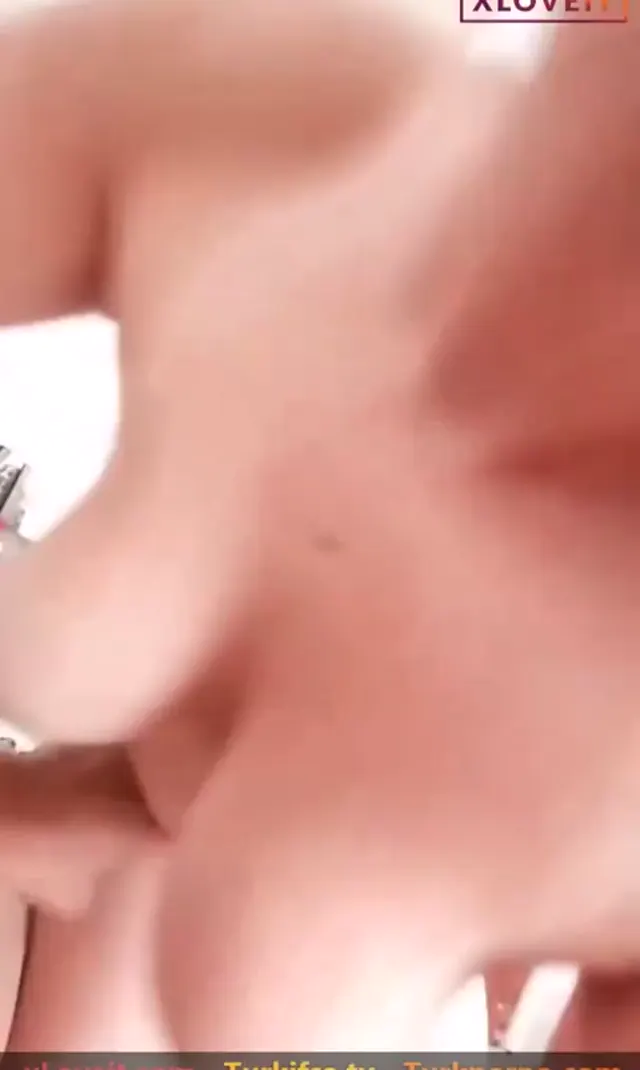 balık etli — Balık etli Porno kıza sakso çektirip sert geçirdi · sahne 2