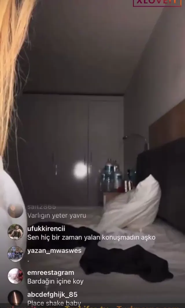 BenPoine ifşa çırıl çıplak bağırarak dildoyu içine aldı — Tango Poine — Canlı Yayınlar · sahne 1