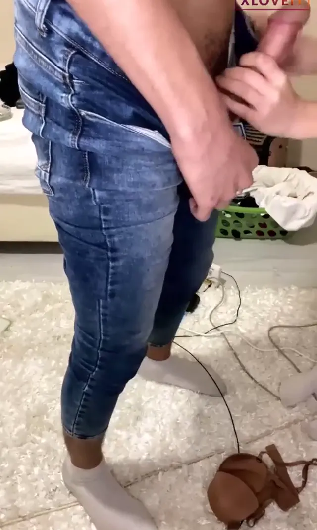 Beste Berk porno ufak bir ayakta sikiş videosu — Beste Berk — Amatör Porno · sahne 1