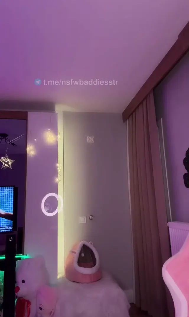 Bloom — Bigo Bloom ifşa HD Ateşli kızın videosu · sahne 3