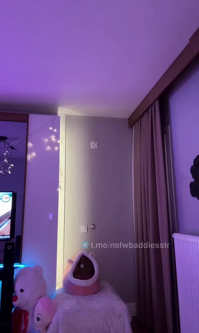 Bloom — Bloom ifşa Bigo canlı yayın videosu · sahne 2