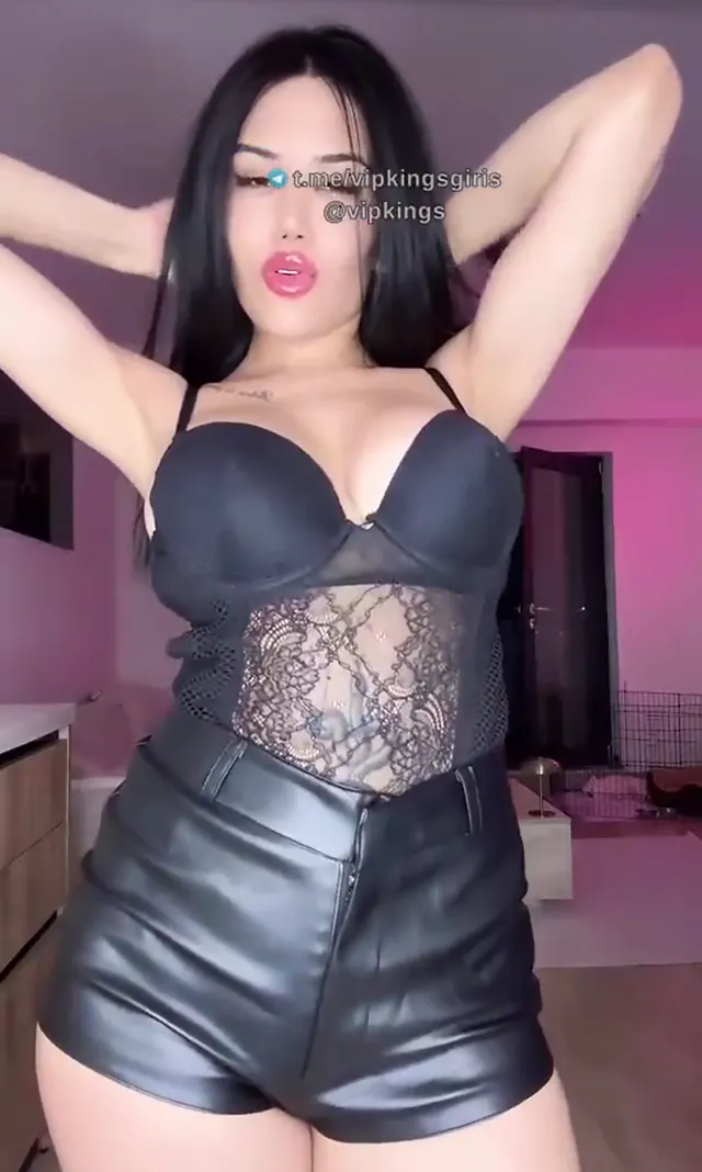 Burcu ifşa – Bigolive HD yayını Vol 6 — Burcu — Canlı Yayınlar · sahne 3