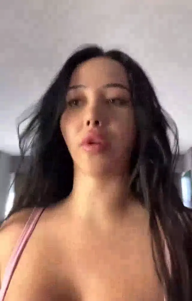 Cansu Bade Taş ifşa Pijamalı kocaman götüyle çalkaladı — Cansu Bade Taş — Bedava Porno · sahne 3