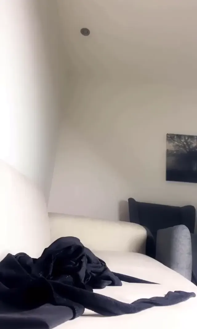 Çılgın Meri ifşa Kadın düz duvara tırmanıyor — Çılgın Meri — Canlı Yayınlar · sahne 2