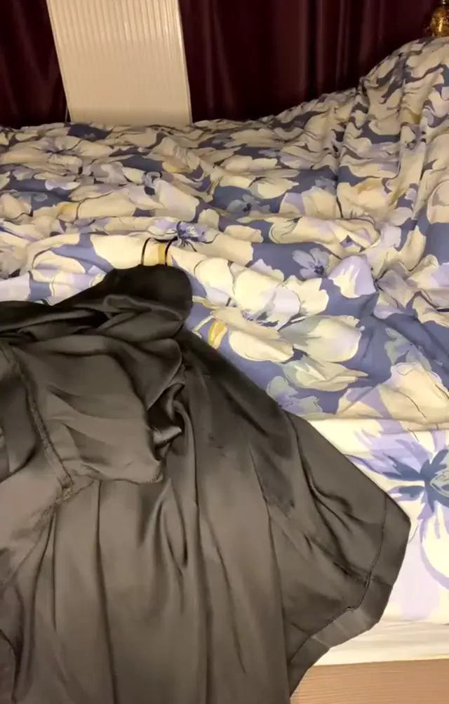 Çimen Abla — Çimen Abla ifşa Seksi olgun Amcık Meme sergiledi · sahne 3