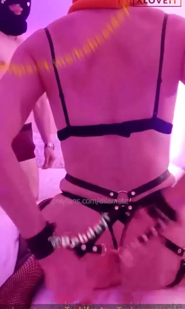 Dilamete ifşa 1 saatlik canlı yayını sikiş ile taçlandırdı — DilaMete — Konulu Porno · sahne 3
