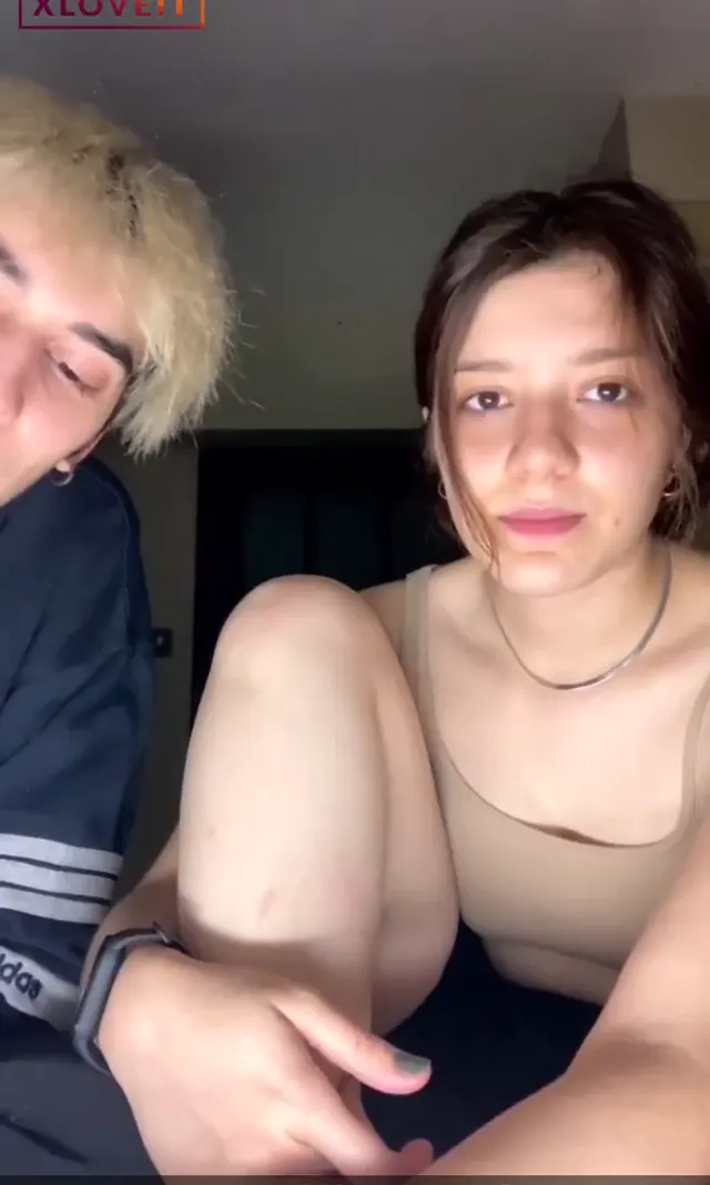 Ece Batu Porno HD Genç sevgililerden sevişme — Ece Batu — Amatör Porno · sahne 3