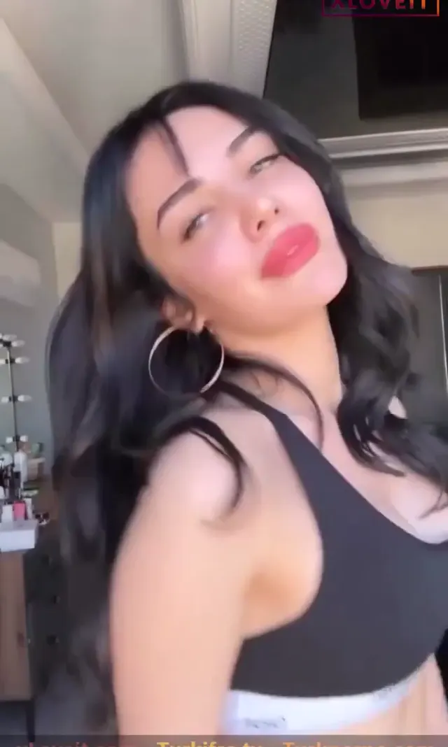 Ece Ronay ifşa Seksi hatunun videolarını seyret — Ece Ronay — Türk ifşa · sahne 1