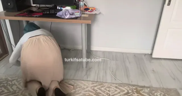 Esma ile Her Telden İfşa Videoları - Part 62 — Esma ile Her Telden — Türk ifşa · sahne 2