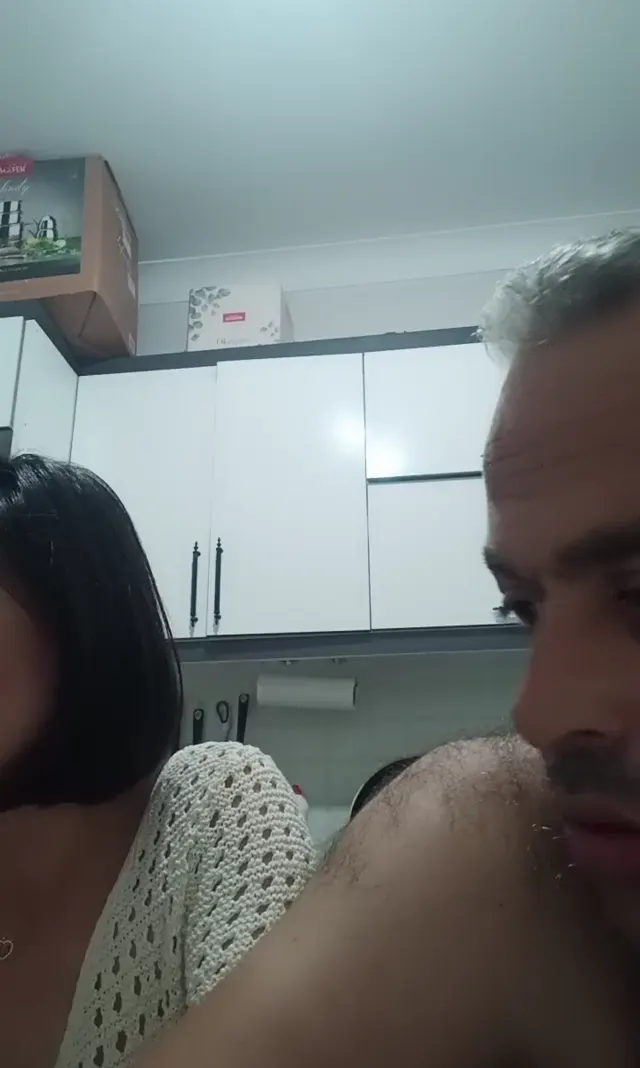 Evliçiftiz1 ifşa Sabah akşam sikişen çiftin canlı yayınını seyret — Evliciftiz1 — Canlı Yayınlar · sahne 3
