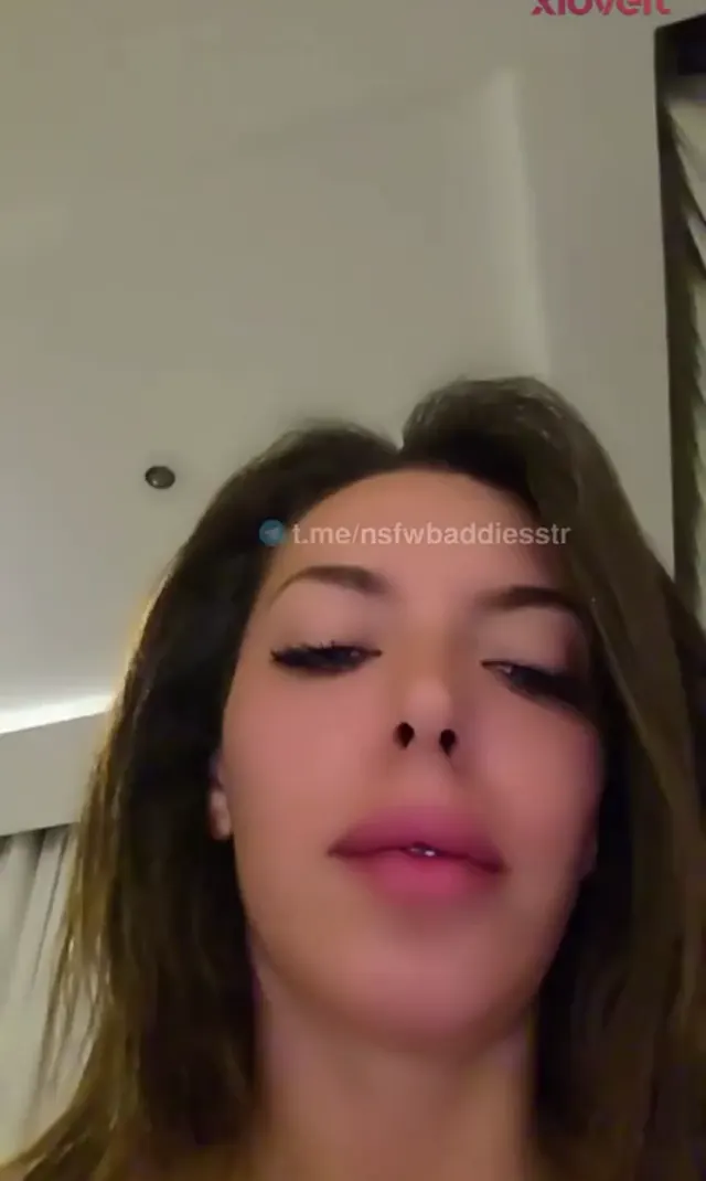 Gece ifşa Bol tükrüklü meme show yaptı — Tango Gece — Canlı Yayınlar · sahne 1