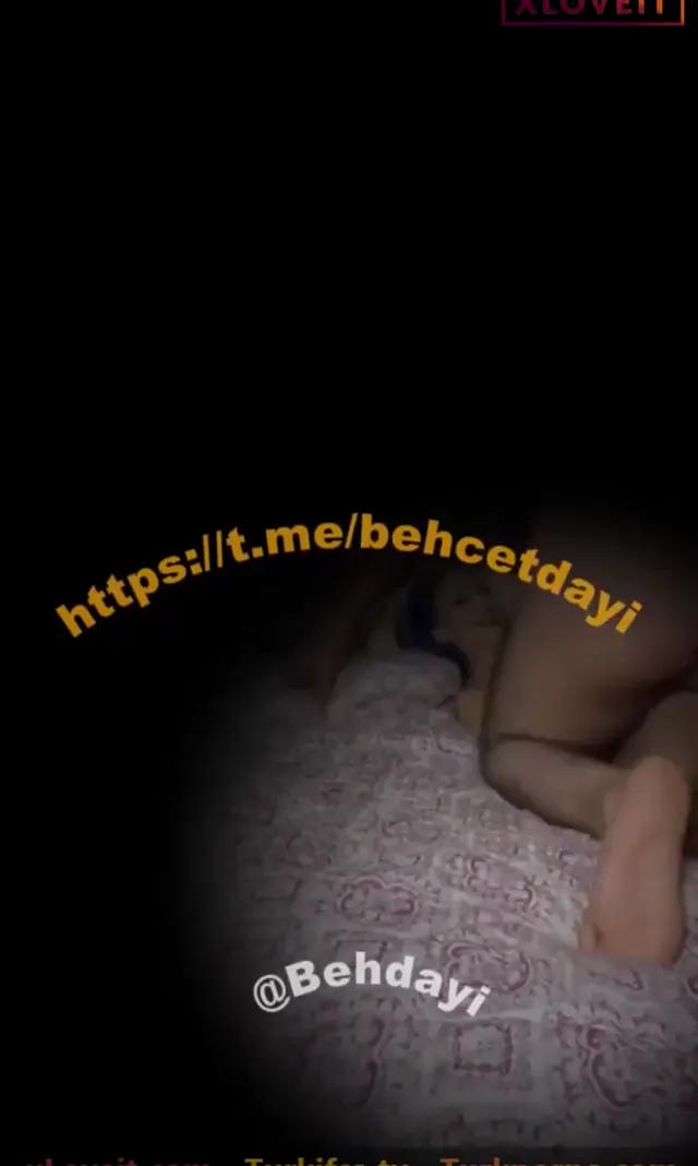 Grup Porno Mavisese amını götünü ağzını 2 kişiye siktirdi — Mavisese — Konulu Porno · sahne 3