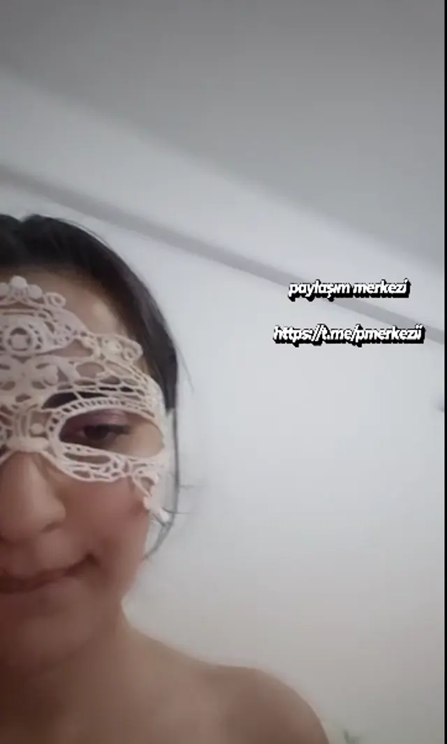 Hilal — Hilal Özel · sahne 1