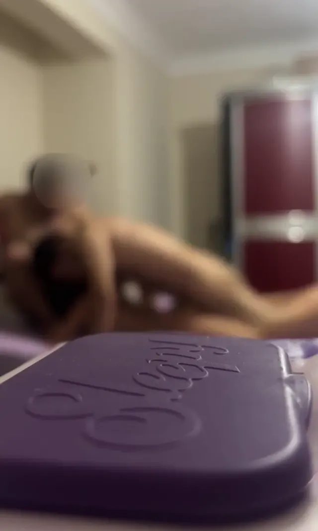 Grup Sikiş Dostunu çağırıp karısı Hotwife Cansu becerdi — Hotwife Cansu — Amatör Porno · sahne 3