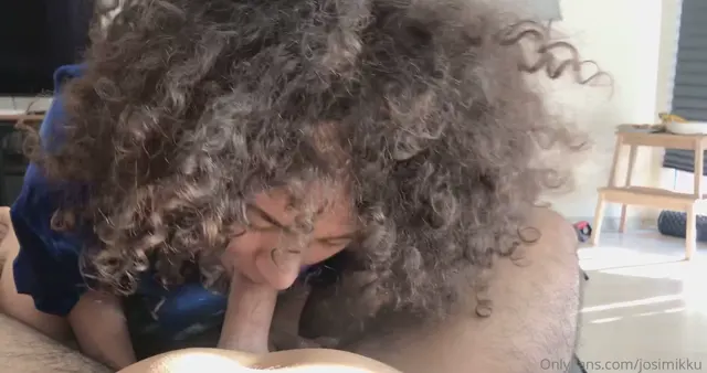 Josimikku — HD Porno Film Josimikku sakso çekip sex yaptı · sahne 2