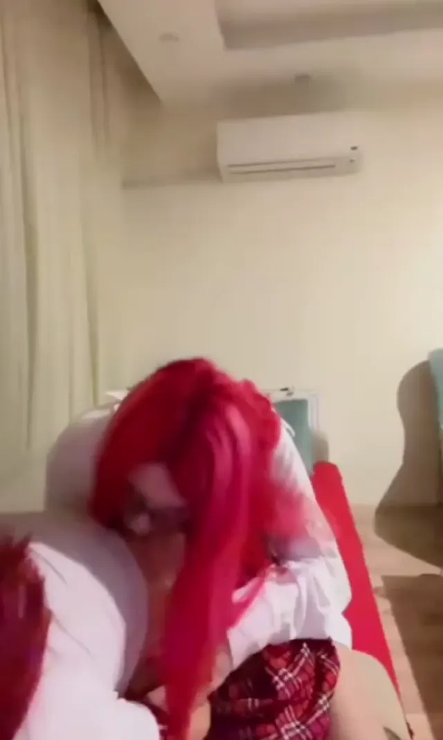 Laliberta ifşa Lezbiyen içerikli yayın seyret — Tango Lali — Canlı Yayınlar · sahne 2