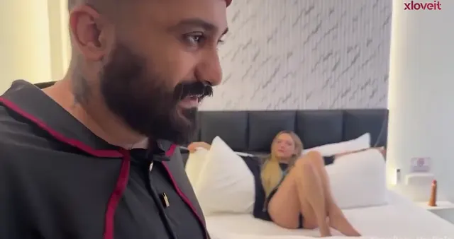 Lanet kel Porno Film Peder Alfonso Sok çıkar — Lanet Kel — Konulu Porno · sahne 1
