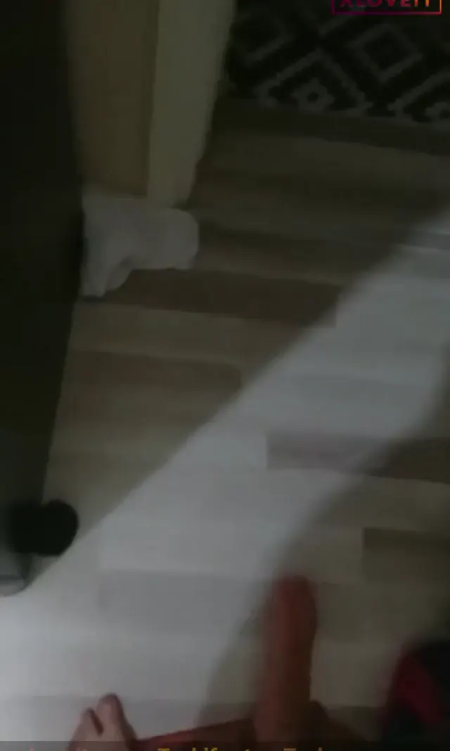 Melek ifşa Sevgilisinin yanında amcık gösterdi — Melek — Canlı Yayınlar · sahne 2