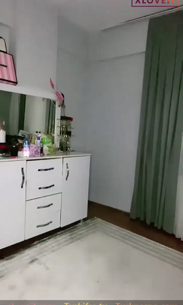 Tango Melis — Tango Melis ifşa Kocaman götünü canlı yayında sergiledi · sahne 3