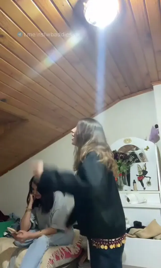 Mico Eylül ifşa Canlı yayında nonstop çalkaladı — Canlı Yayınlar · sahne 3