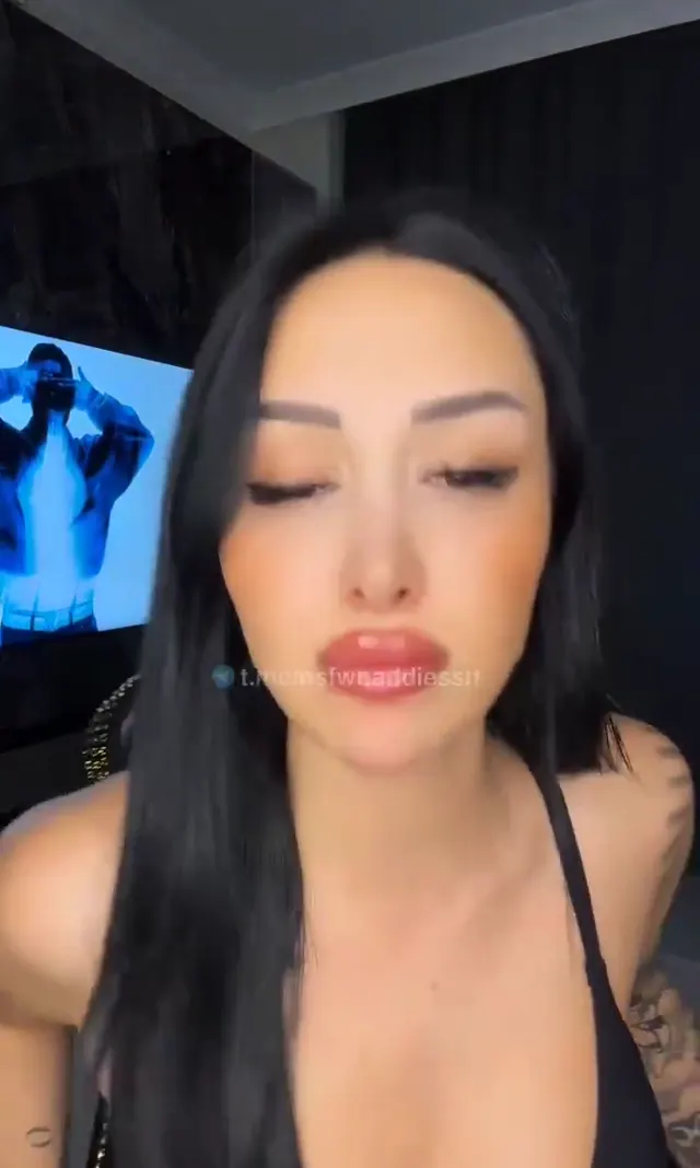 Mico Ness ifşa Canlı yayın videosunu seyret — Canlı Yayınlar · sahne 1