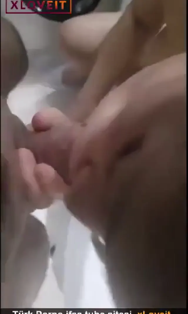 Milf seks Türk Şehmus dayı düşürmüş — Amatör Porno · sahne 1