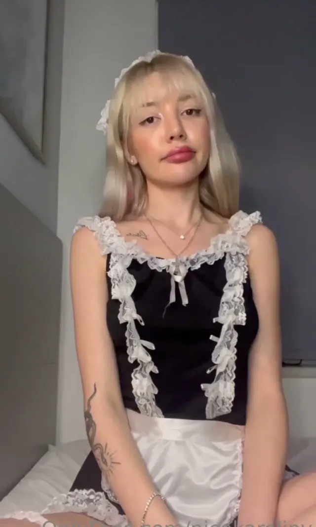 Nicekaroliny ifşa nude video seyret — NiceKaroliny — Türk ifşa · sahne 1