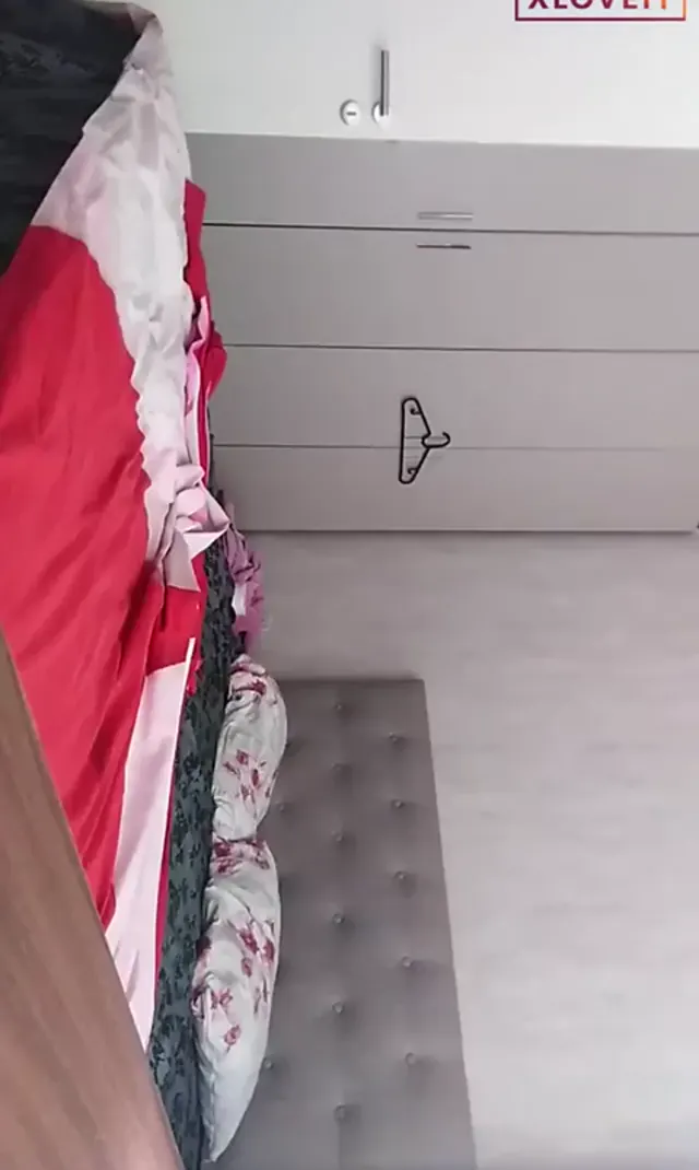 Olgun Porno Karısının yatağında komşusuyla ilişkiye girdi — Mobil Porno · sahne 1