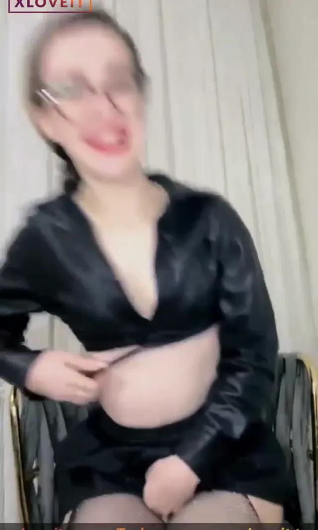 Öznur Güven ifşa nude yayın kesit — Öznur Güven — Türk ifşa · sahne 1