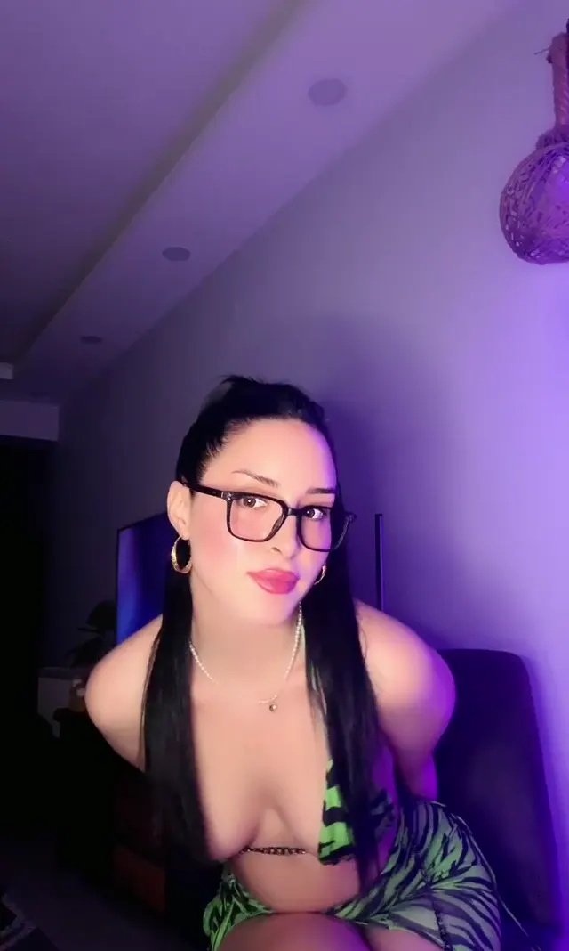 Pinkqueen ifşa HD 1 Buçuk saatlik canlı yayını — Tango Pink Queen — Canlı Yayınlar · sahne 1