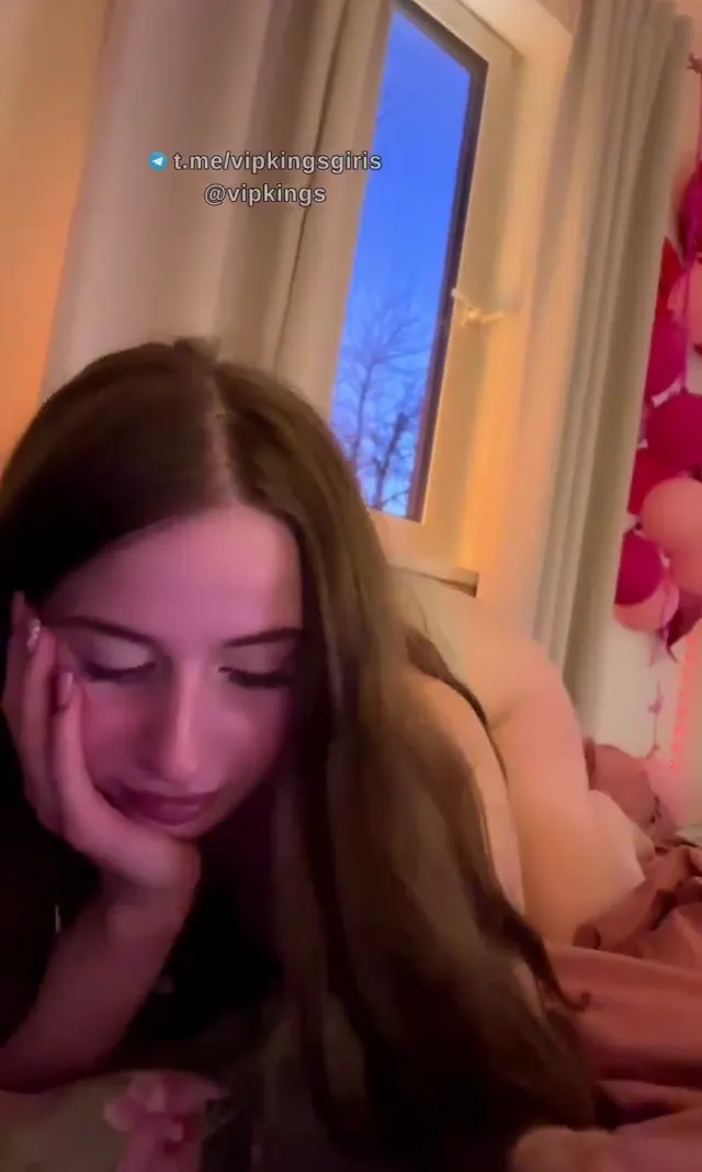 Rapunzel ifşa Seksi güzel kızdan kesit — Rapunzel — Bedava Porno · sahne 1