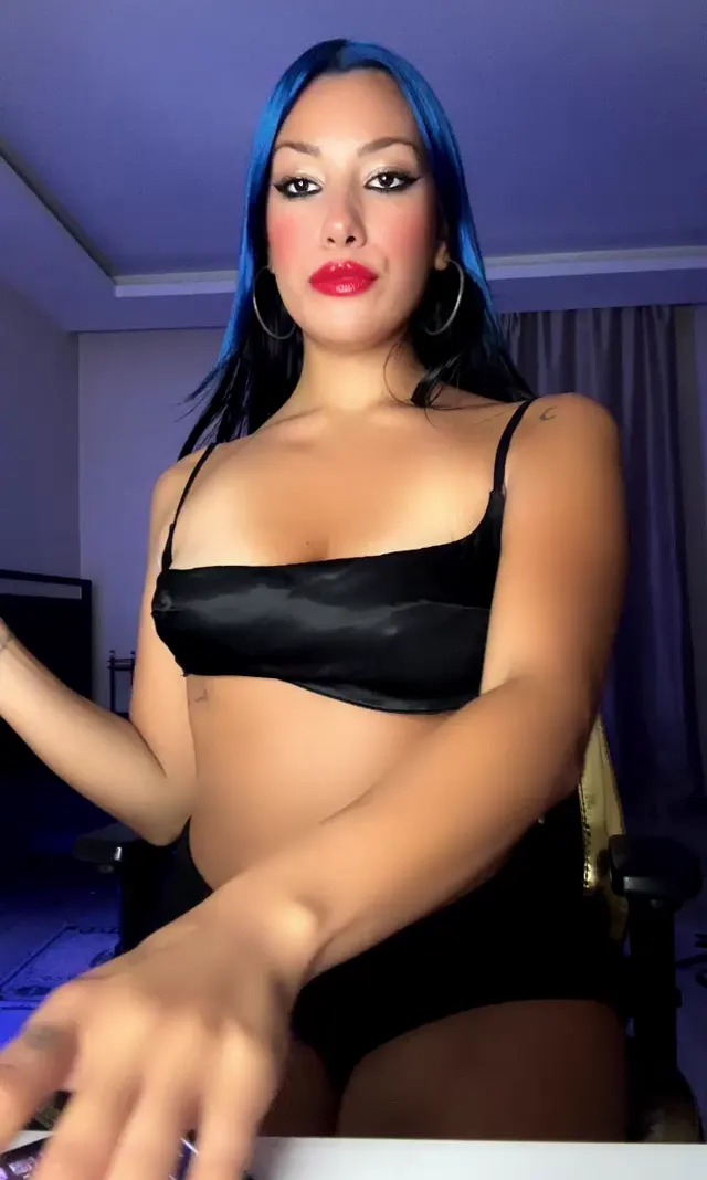 Serenay Okay ifşa nude yayın Part 8 — Serenay Okay — Canlı Yayınlar · sahne 2