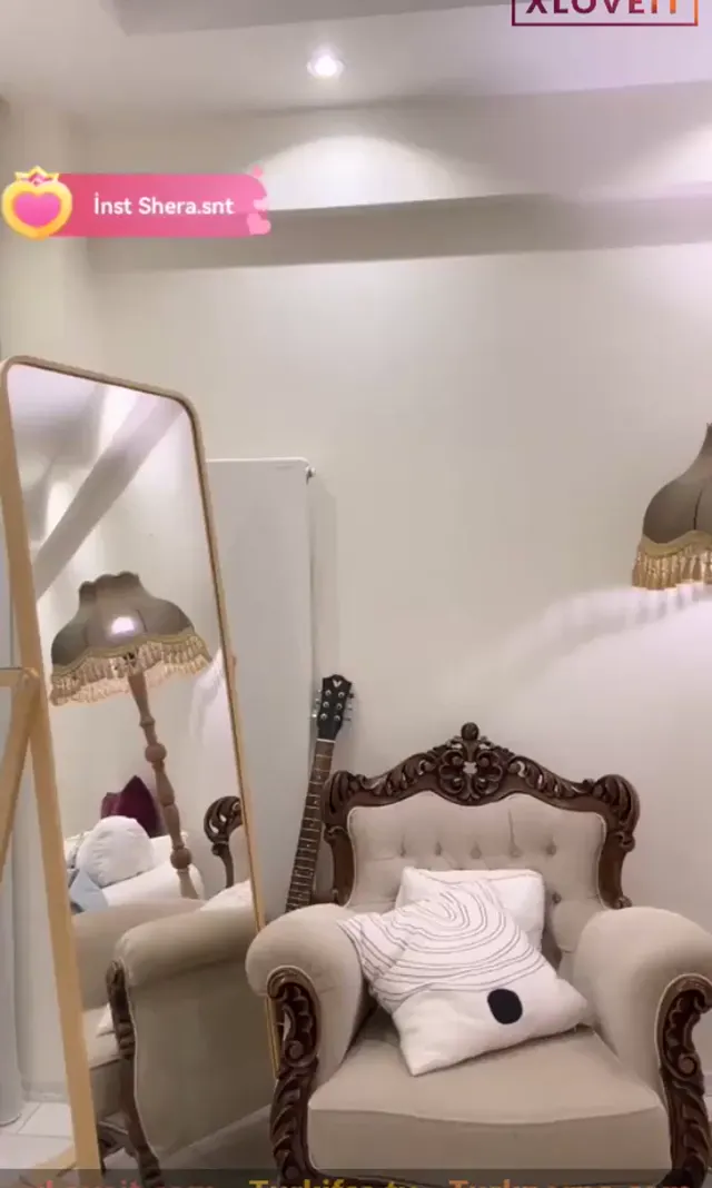 Şeydanur Tunç ifşa Kısmetse olur hatununun yayını — Şeydanur Tunç — Canlı Yayınlar · sahne 1