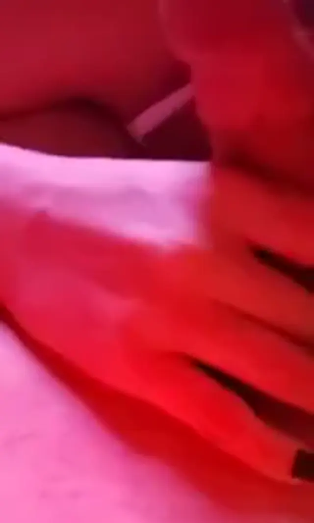 Sikilmek istiyorum diyen kızın sakallı adam içinden geçti — Amatör Porno · sahne 1