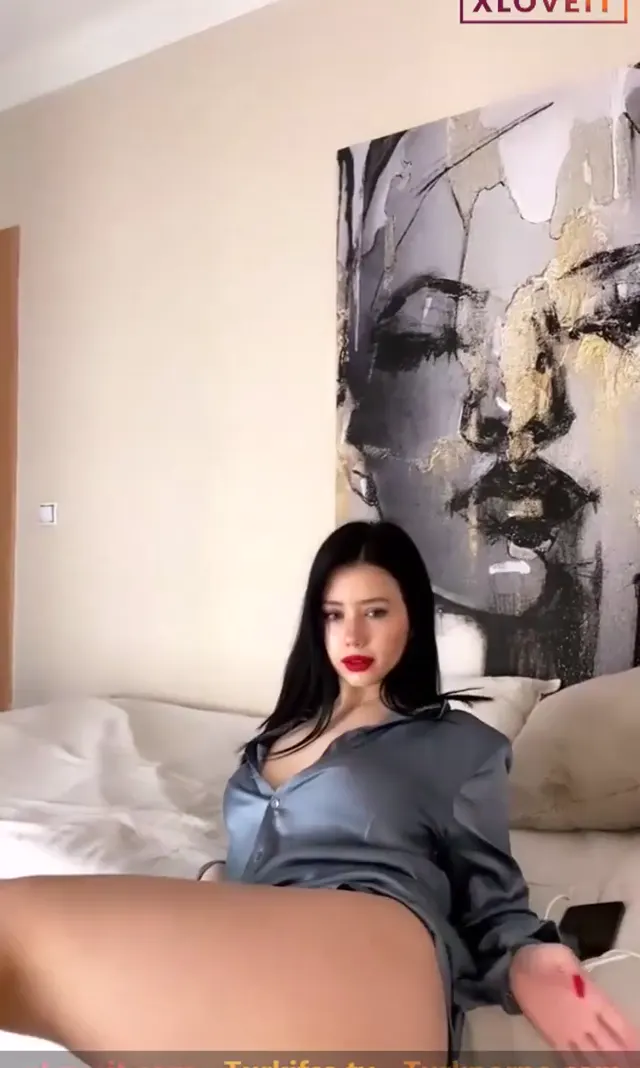 Tango Cansın — Tango Cansın ifşa Gömlekli göğüs dekolteli yayını · sahne 2