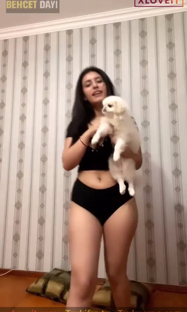 Tango Efsun ifşa Esmer güzel kızın canlı yayını — Tango Efsun — Canlı Yayınlar · sahne 3