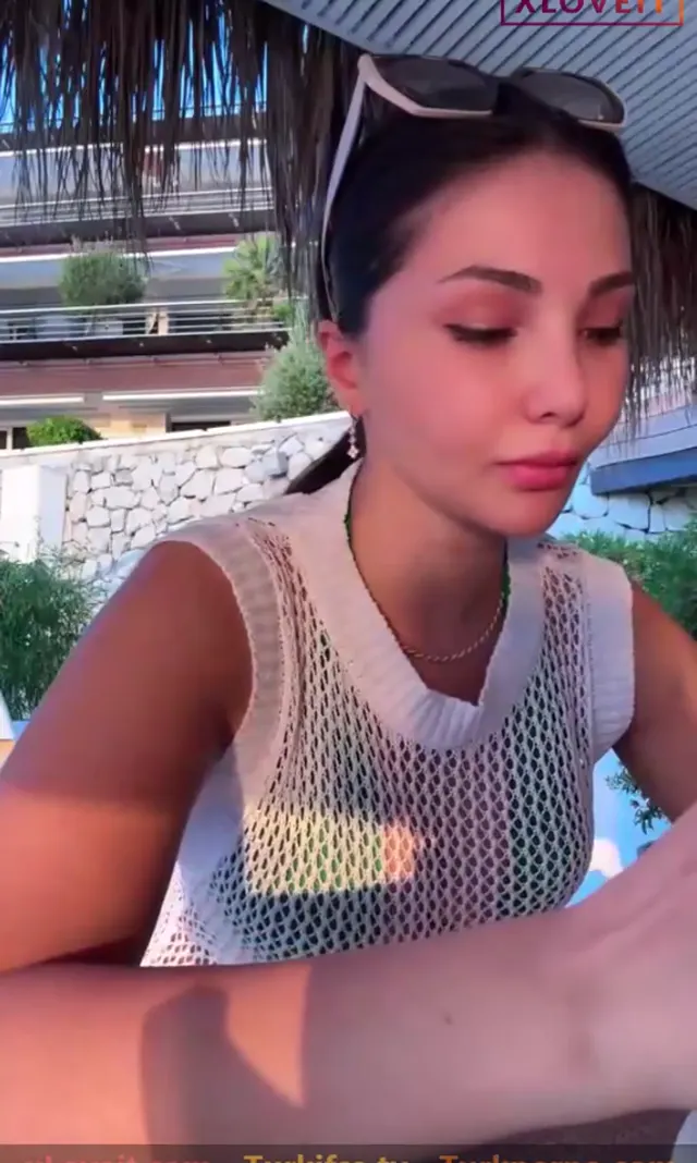 Bigo isra ifşa Tatilde bikinili canlı yayında — Bigo isra — Canlı Yayınlar · sahne 1