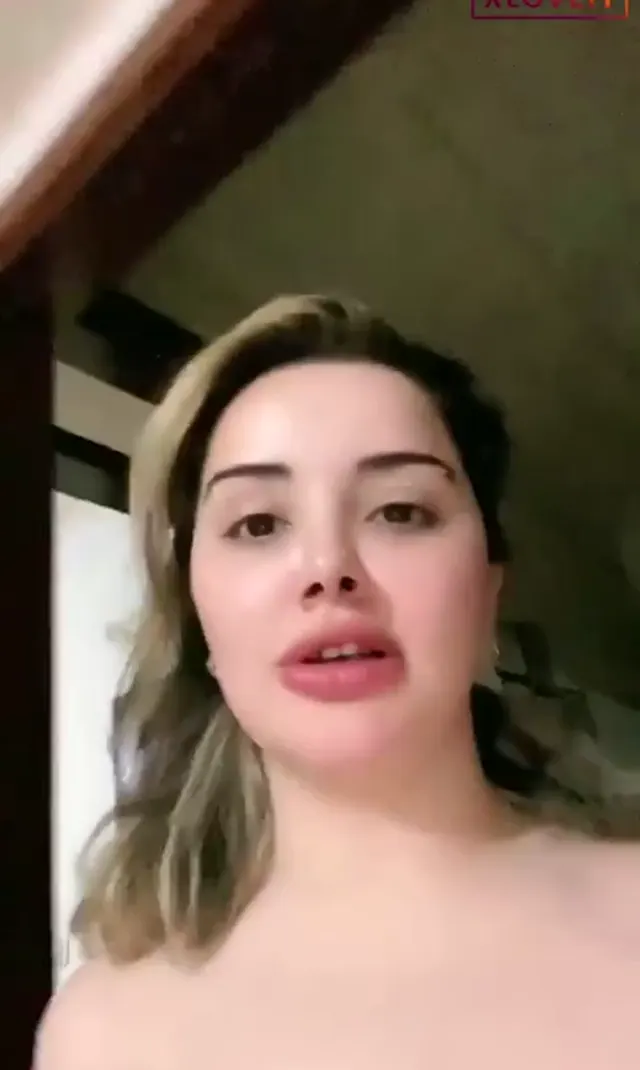 Tango Nur ifşa Pijamalı danslı canlı yayını — Tango Nur — Canlı Yayınlar · sahne 3