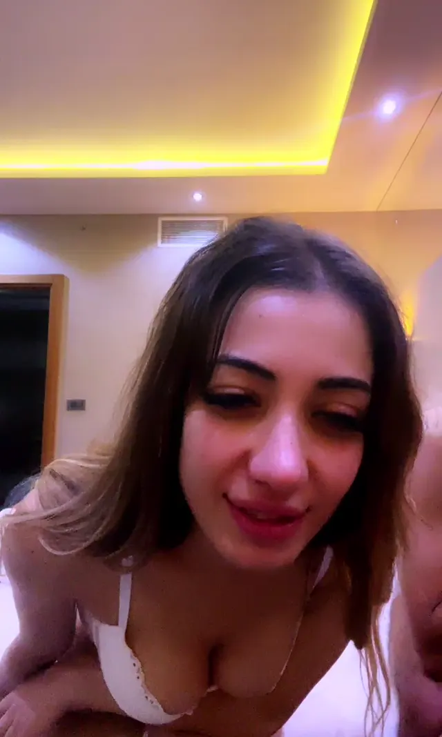 Tango Poine ifşa Sevgilisinin yanında kafası güzel olunca kudurdu — Tango Poine — Canlı Yayınlar · sahne 2