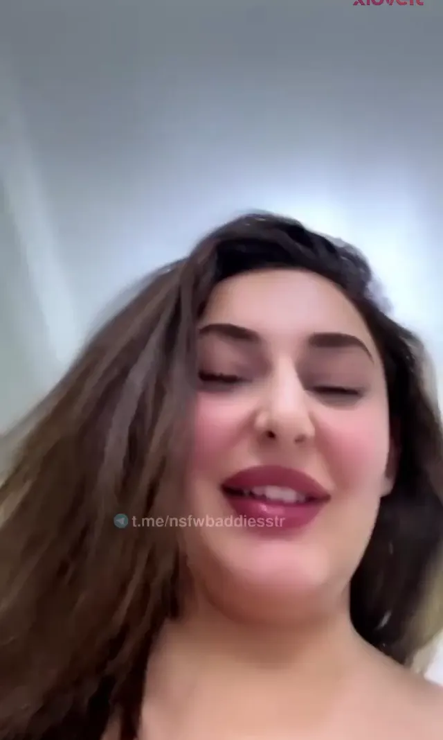 Tango Zeynep ifşa Kırmızı iç çamaşırlı yayını — Tango Zeynep — Canlı Yayınlar · sahne 3