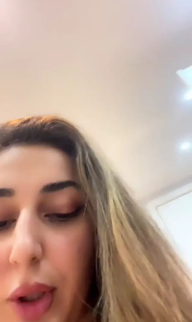 Zeynep Smith — Tango Zeynep Smith ifşa nude full canlı yayın seyret · sahne 3