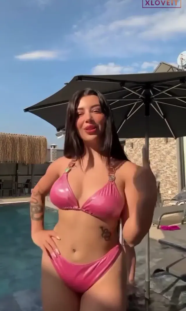 Gözde Akgün — Tiktok Gözde Akgün ifşa karışık videoları · sahne 2