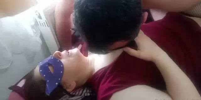 Türbanlı Aldatma Porno Evliçiftiz1 kocası işteyken genç esnafa verdi — Evliciftiz1 — Konulu Porno · sahne 3