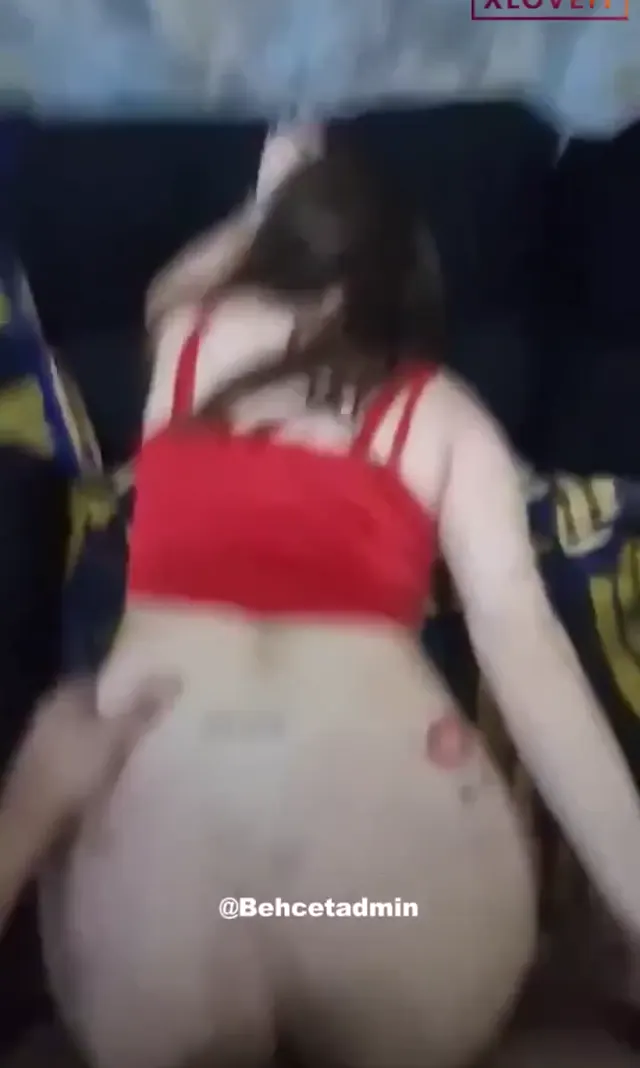 Türbanlı Biricik Porno Koltuğa domalıp inleyerek sikildi — Tango Biricik — Mobil Porno · sahne 3